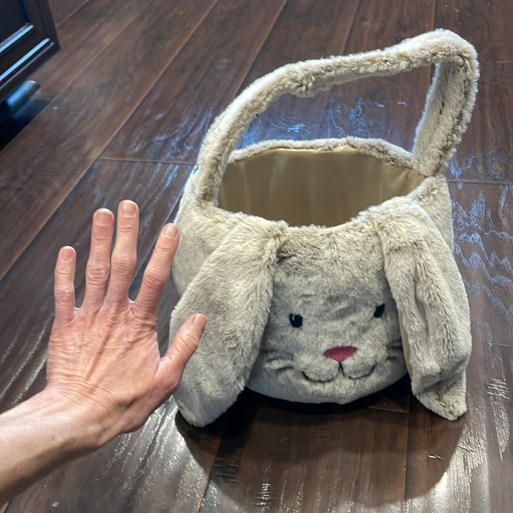Easter basket - Picture 2 of 4